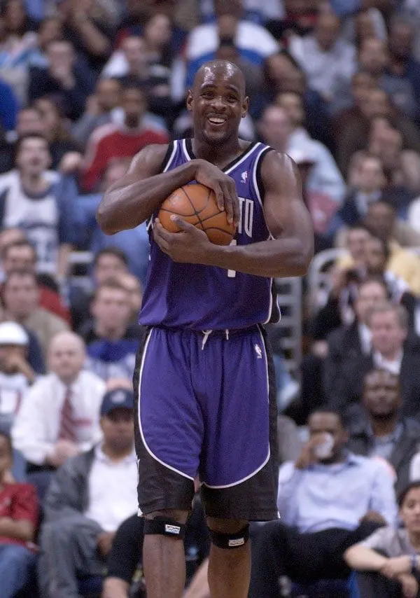 Portrait of Mystery basketball player